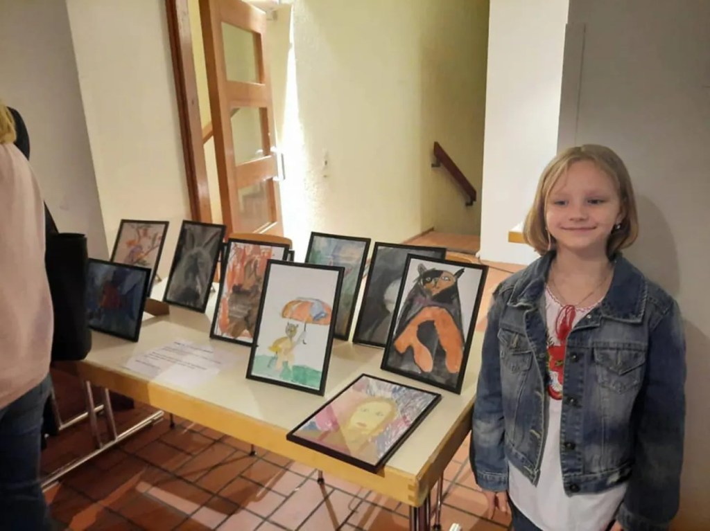 About a little girl with a big heart: a seven-year-old from Odessa opened an exhibition of her paintings in Germany and collected help for children&nbsp;…